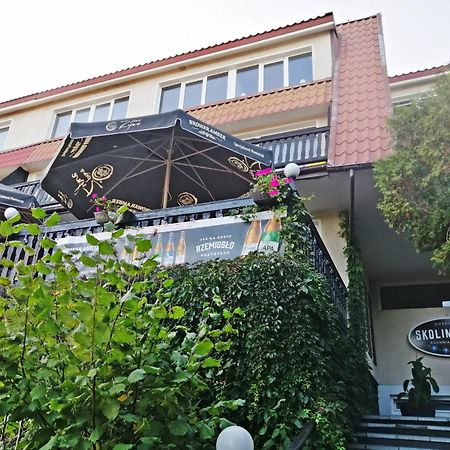 Gosciniec Skolimowka Restauracja I Pokoje Ze Sniadaniem Na Kaszubach Хмельно Экстерьер фото