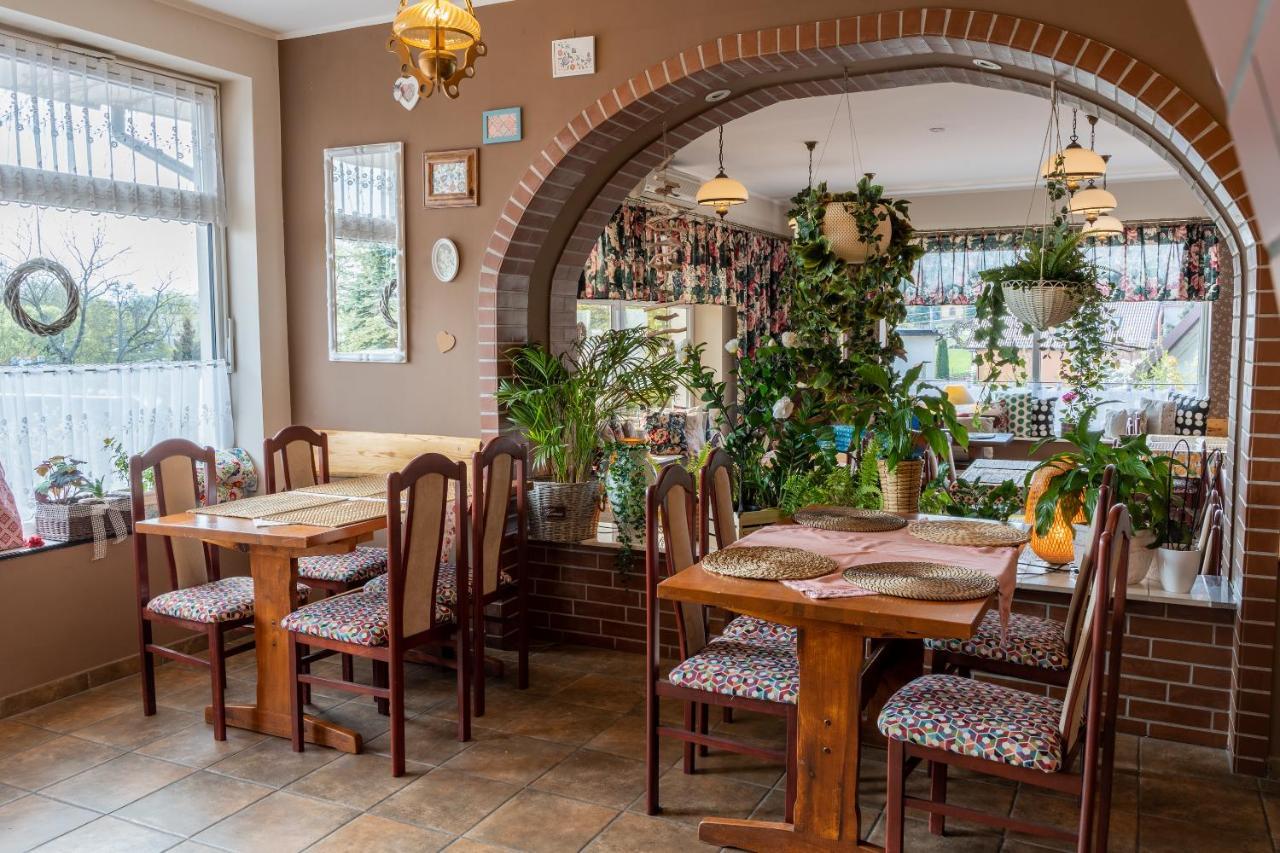 Gosciniec Skolimowka Restauracja I Pokoje Ze Sniadaniem Na Kaszubach Хмельно Экстерьер фото